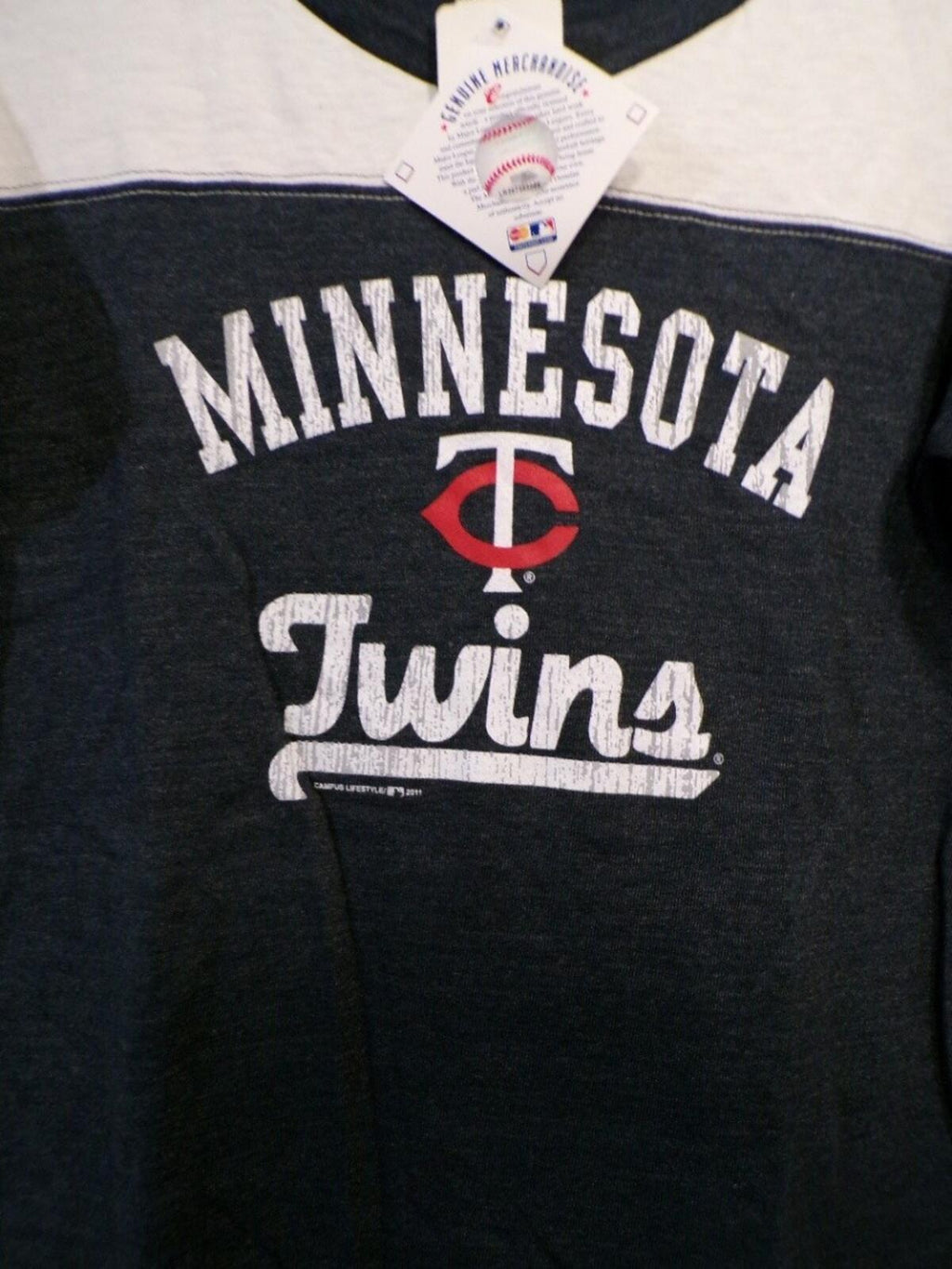 Majestic Women's Minnesota Twins Scoop Neck T-Shirt M Navy White Ringer