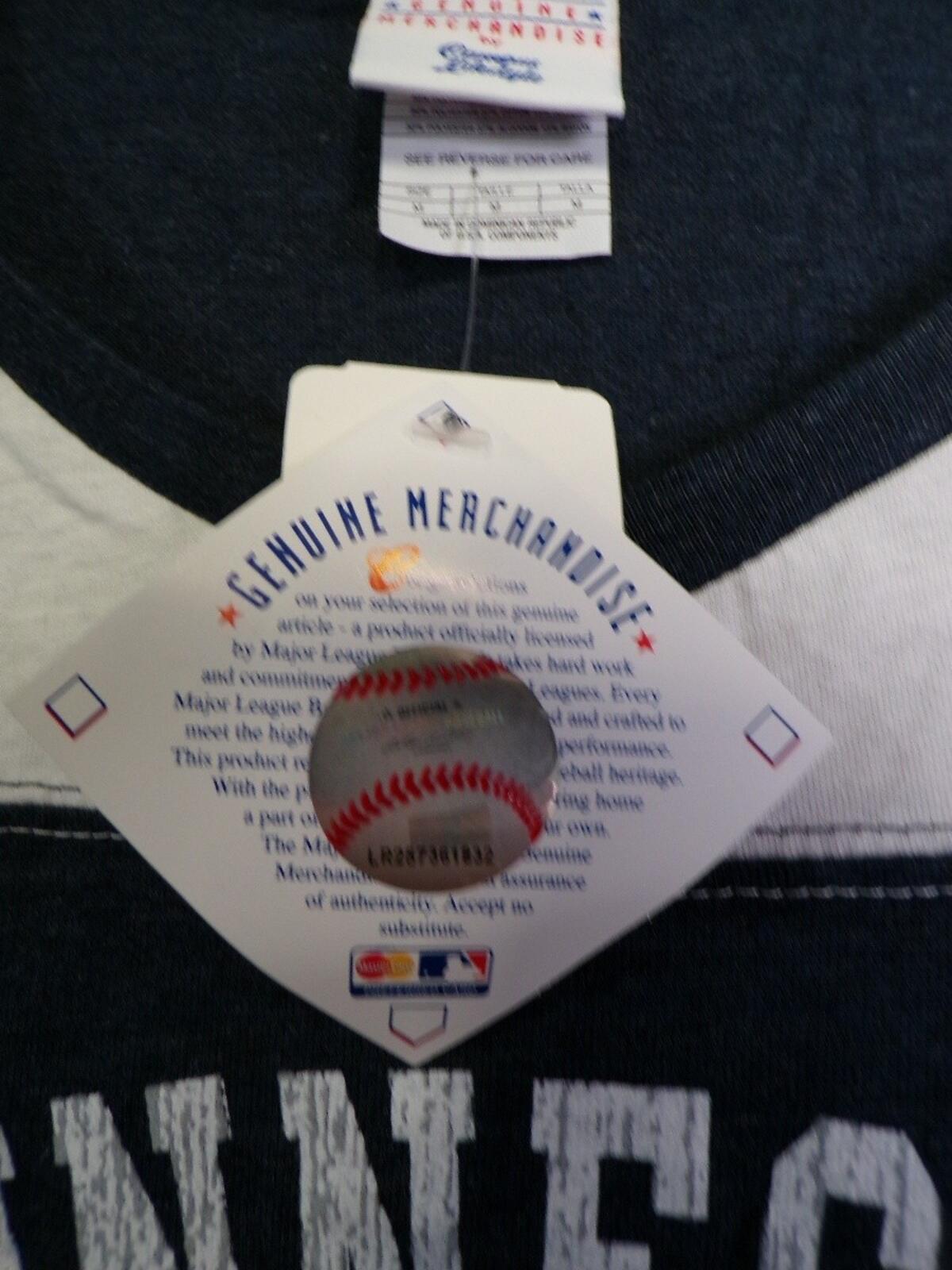 Campus Lifestyle Women's Minnesota Twins V-Neck Ringer T-Shirt Size M Blue