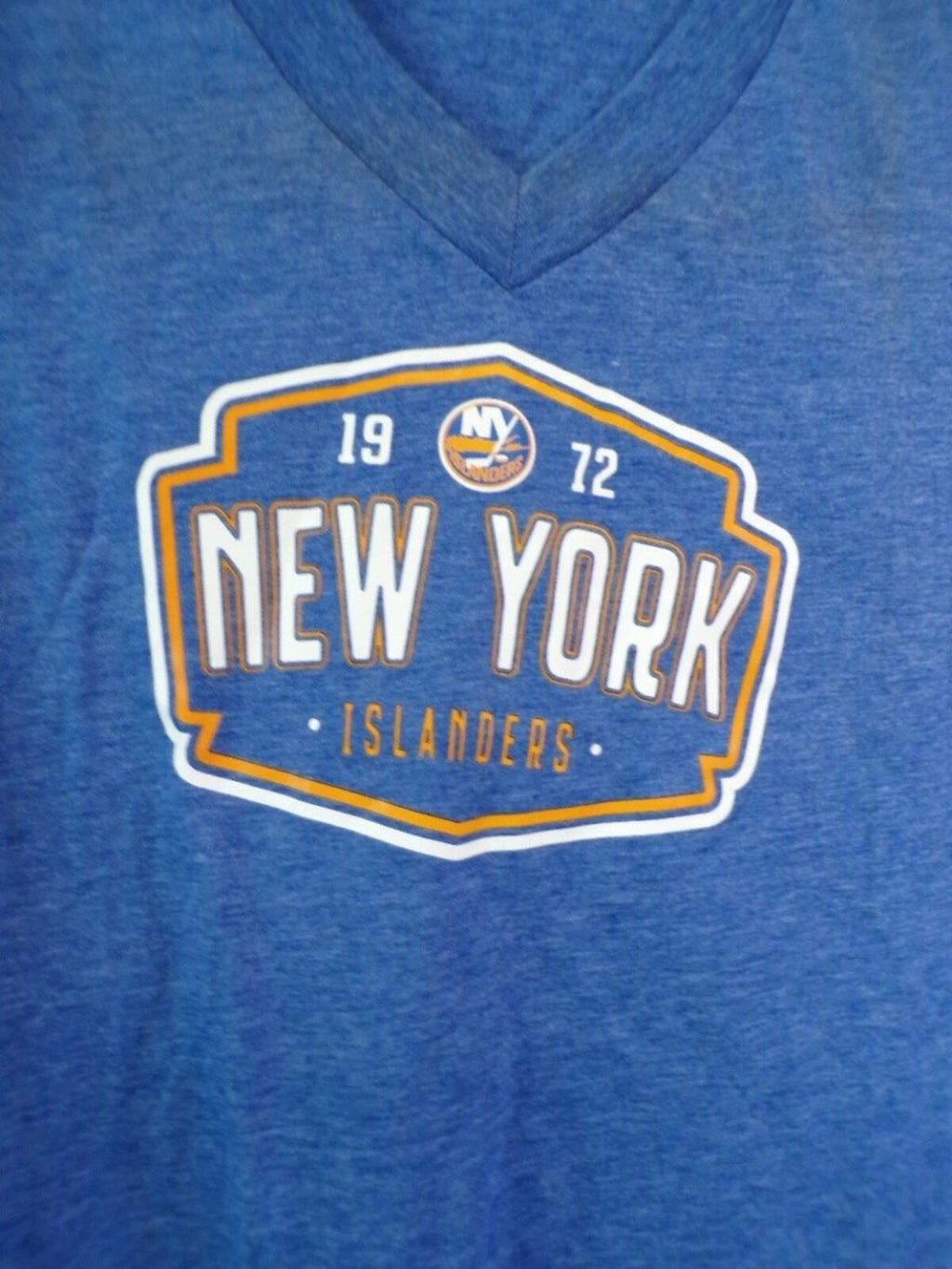 Levelwear Women's New York Islanders V Neck T-Shirt Blue Size 2XL NWT