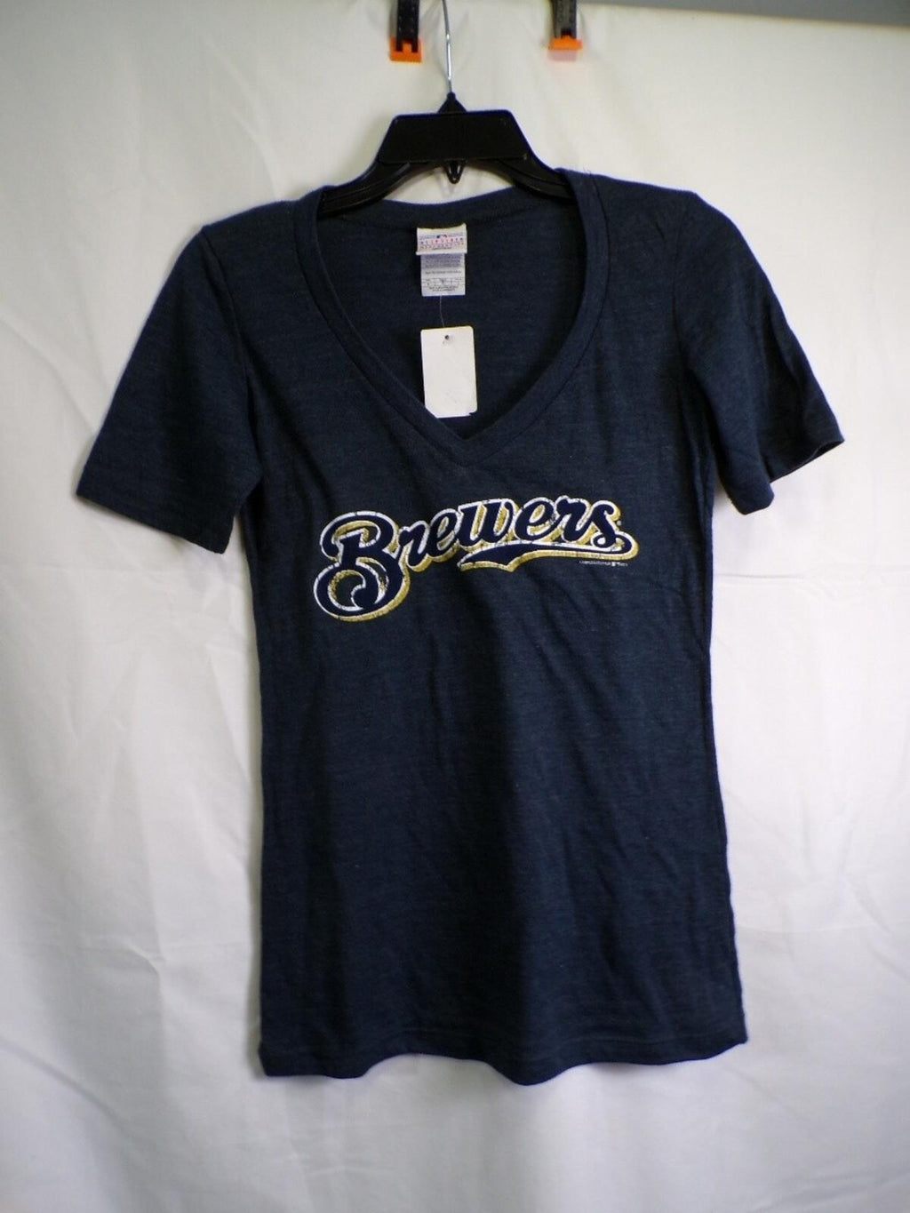 Campus Lifestyle Milwaukee Brewers Women's S V-Neck T-Shirt Navy