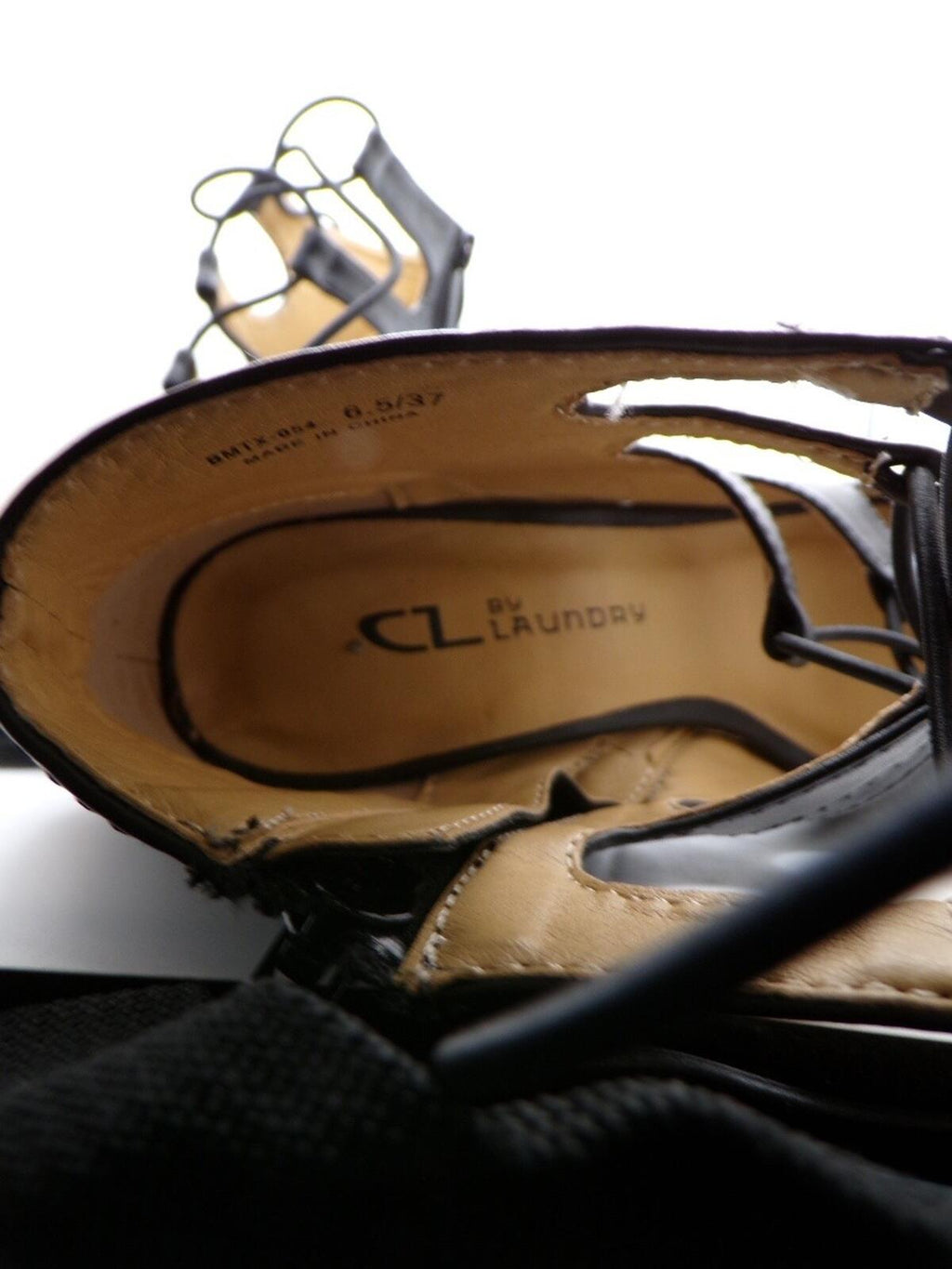 CL by Laundry Bettie Women's Strappy Lace Up Block Heel Sandals 6.5