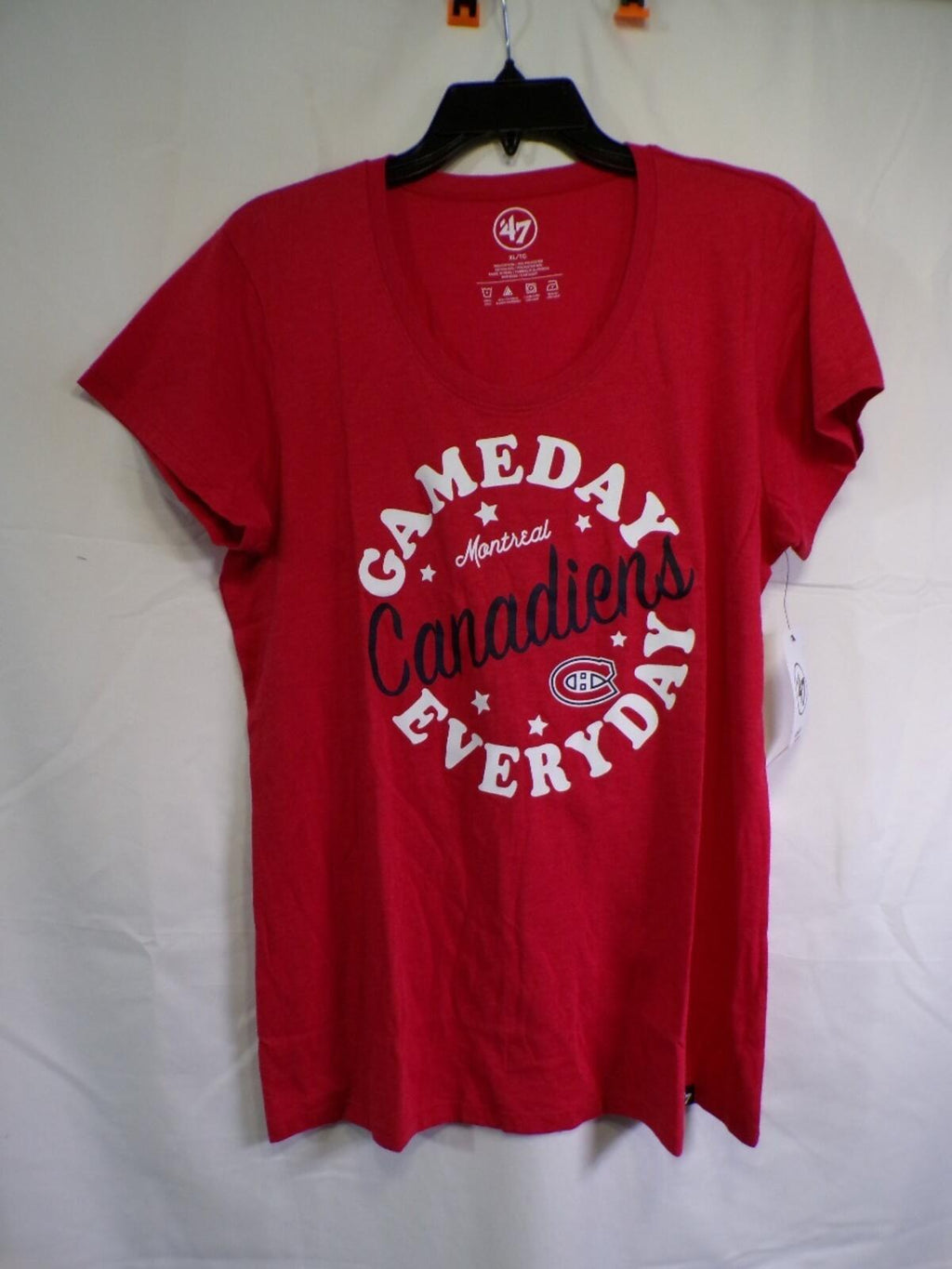 47 Brand Montreal Canadiens Women's T-Shirt Large Red Scoop Neck Jersey