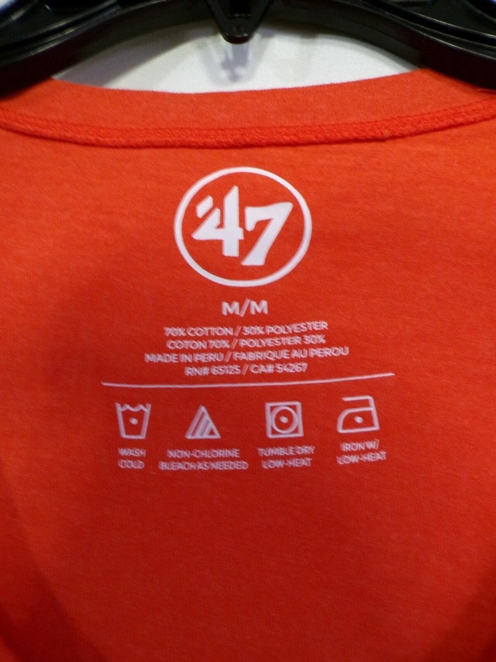 47 Brand Women's Miami Hurricanes T-Shirt Medium Orange Scoop Neck Tee