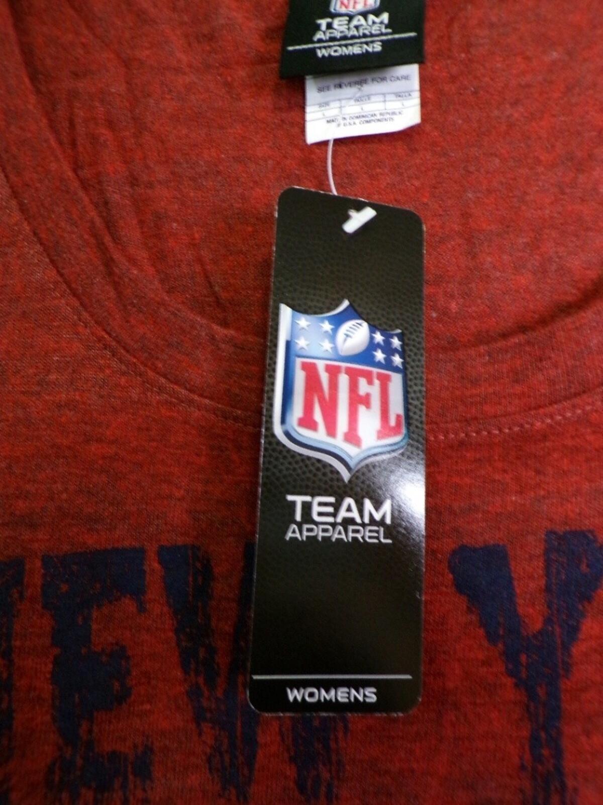 Team Apparel Women's New York Giants Scoop Neck T-Shirt L Red