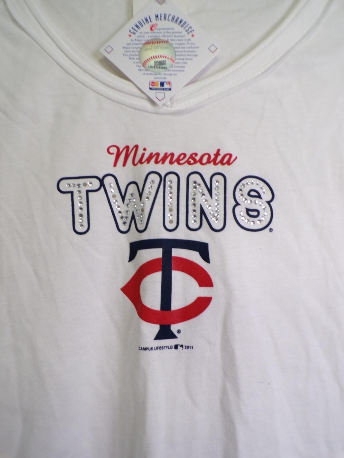 Campus Lifestyle Minnesota Twins Women L White Rhinestone Scoop T-Shirt