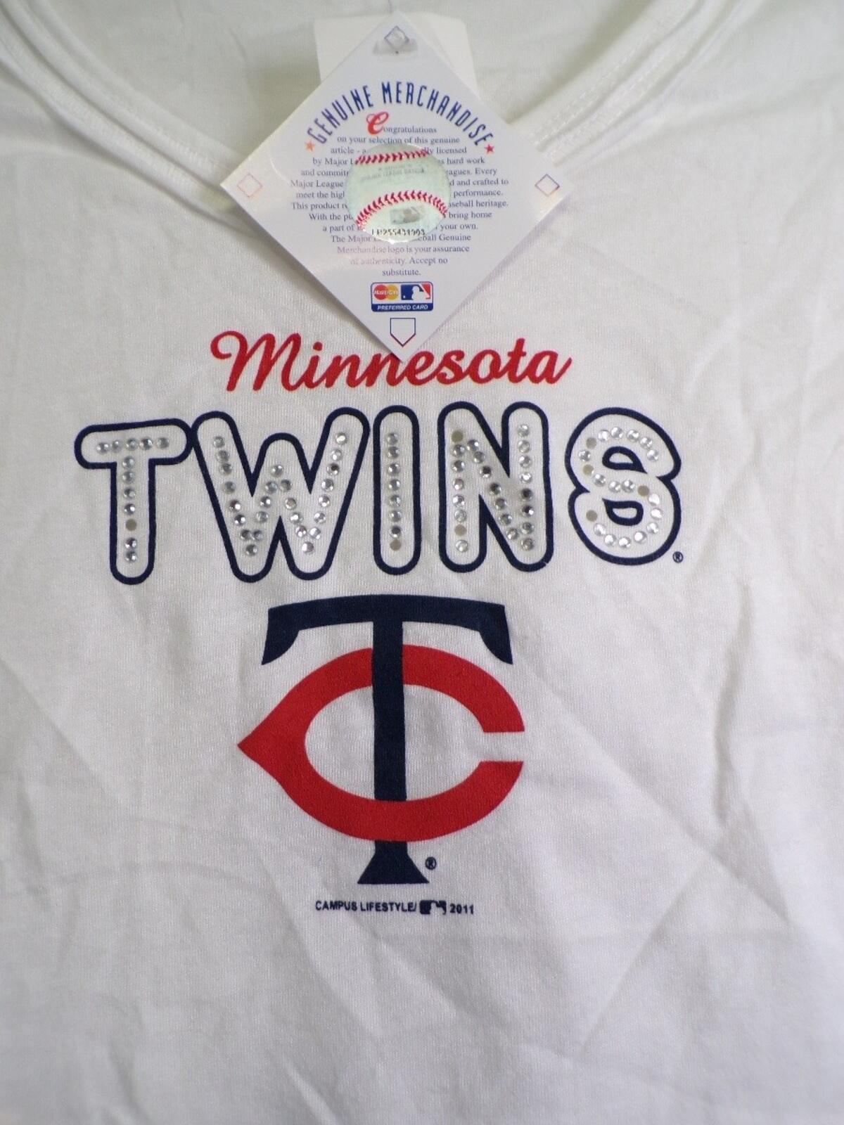 Genuine Merchandise Minnesota Twins Women's V-Neck T-Shirt S Rhinestone