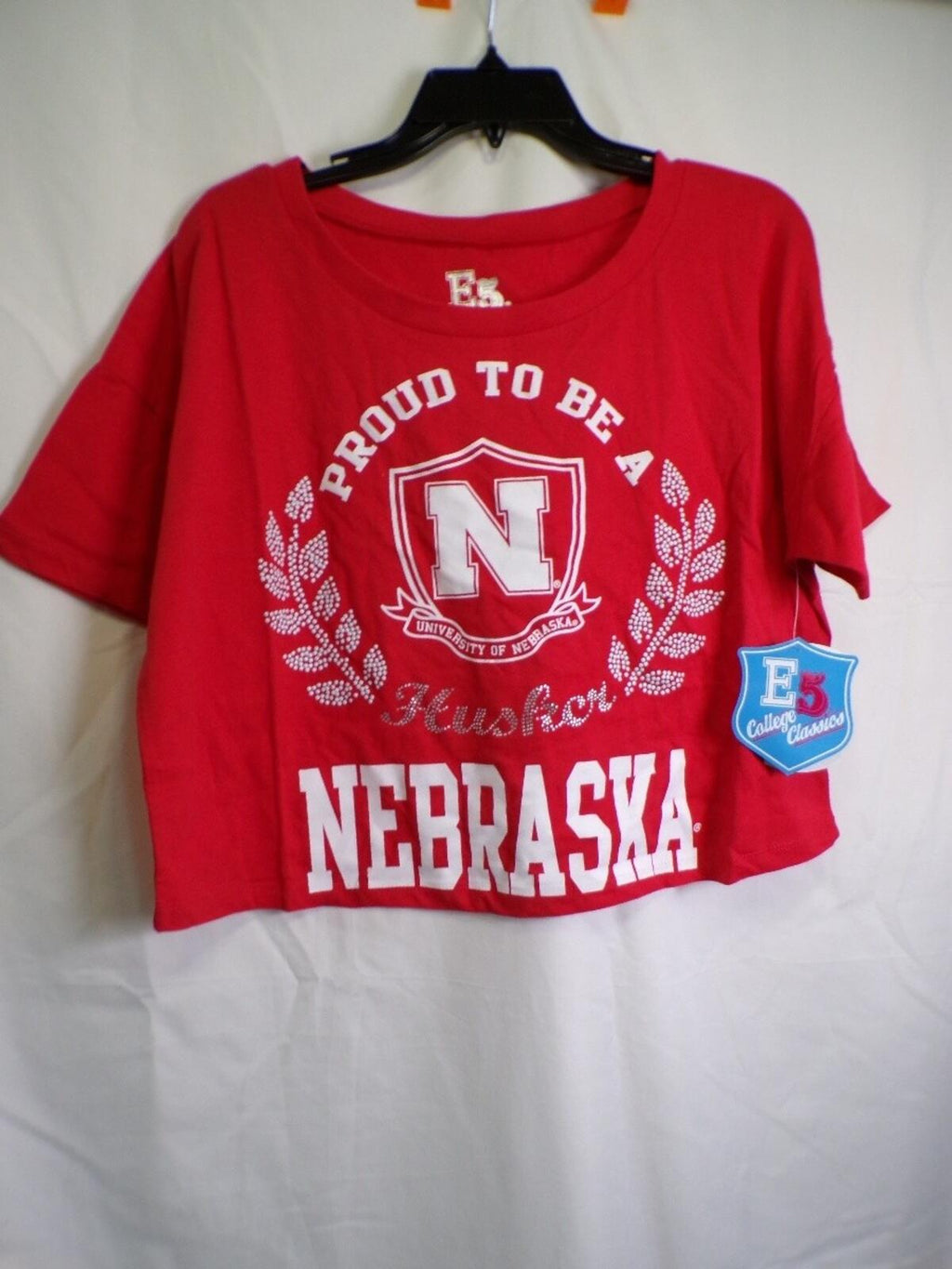 E5 College Classics Nebraska Women's Cropped T-Shirt M Red Scoop Neck