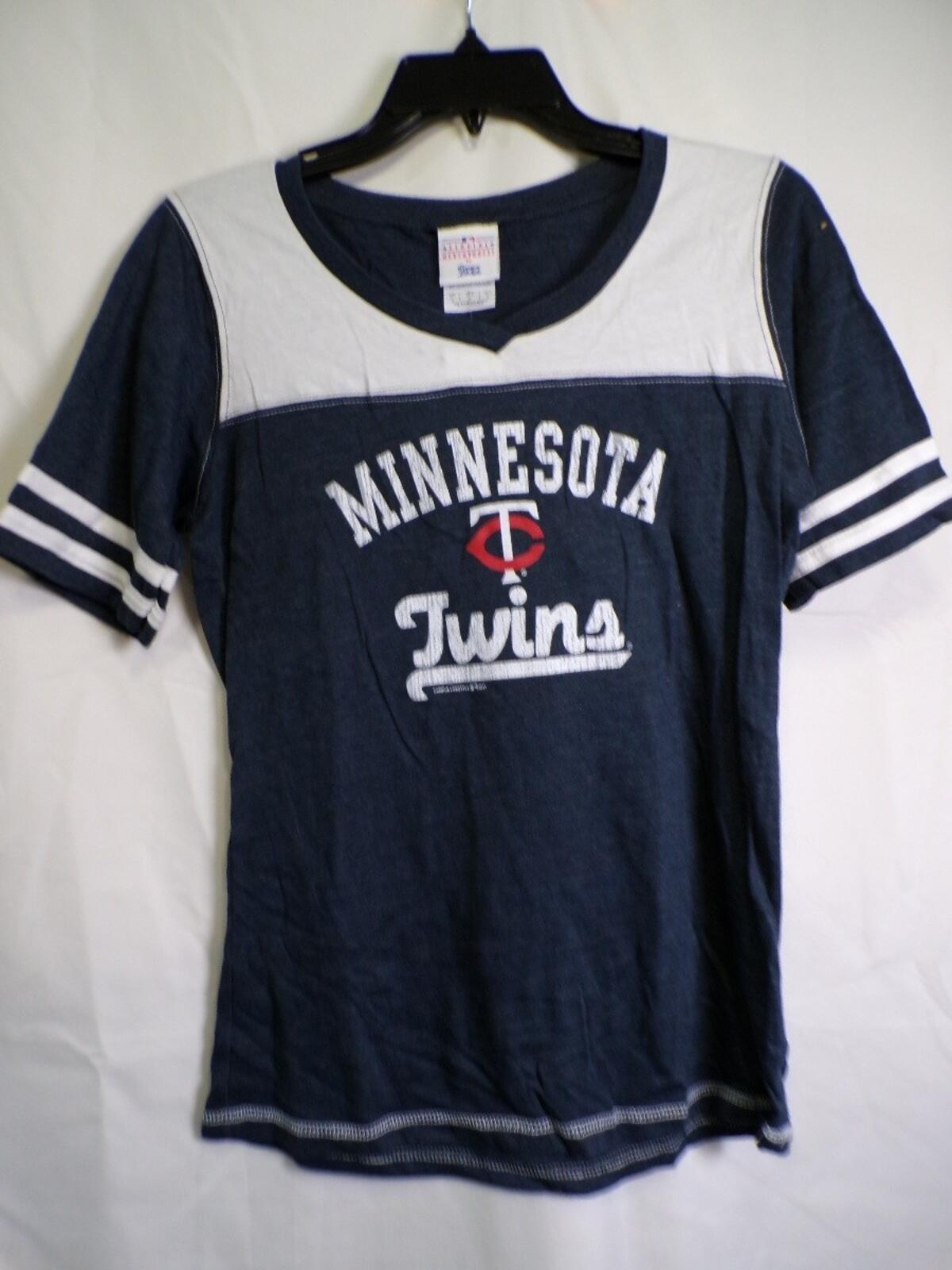 Cooperstown Lifestyle Women's Minnesota Twins V-Neck T-Shirt M Navy